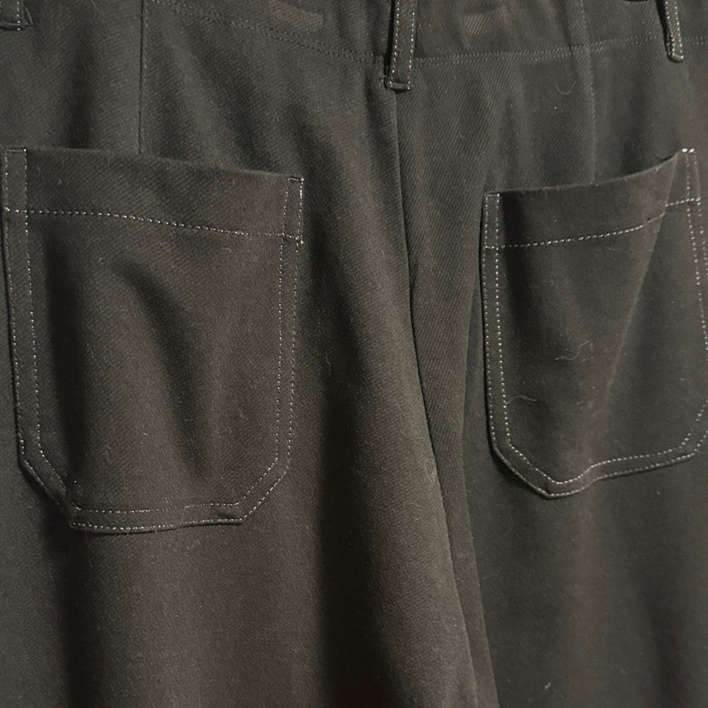 Max Studio Black wide leg crop pants - Picture 3 of 4